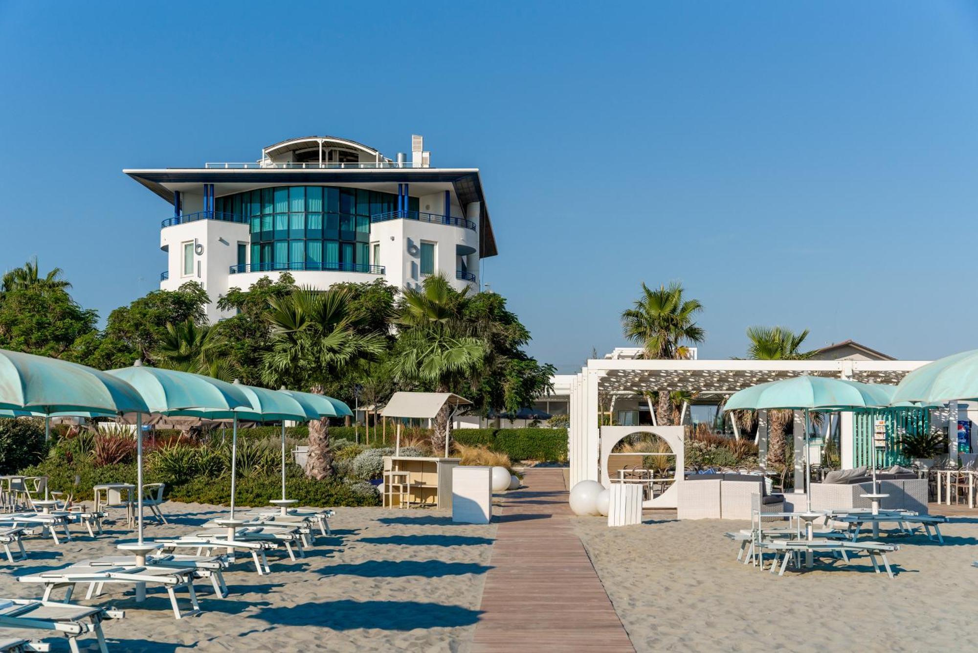 Blu Suite Resort Белларія-Іджеа-Марина Екстер'єр фото